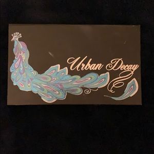 Urban Decay preen shadow box